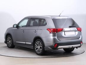 Mitsubishi Outlander  2.2 DI-D 