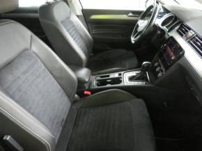 Volkswagen Passat  2.0 TDI Elegance 