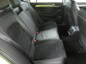 Volkswagen Passat  2.0 TDI Elegance 