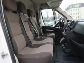 Peugeot Boxer  2.2 BlueHDi . 