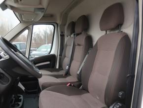 Peugeot Boxer  2.2 BlueHDi . 