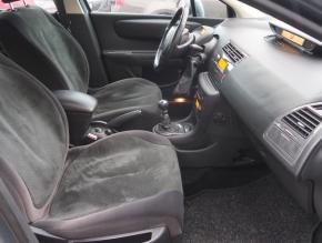 Citroen C4  2.0 HDi 135 