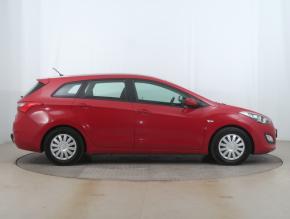 Hyundai i30  1.6 MPI 