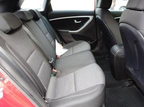 Hyundai i30  1.6 MPI 