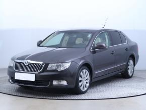 Škoda Superb  2.0 TDI Elegance 