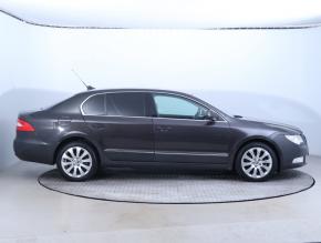 Škoda Superb  2.0 TDI Elegance 