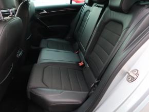 Volkswagen Golf  1.6 TDI 