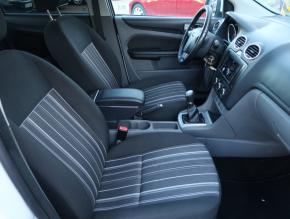 Ford Focus  1.6 16V 