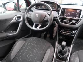 Peugeot 2008  1.5 BlueHDi 