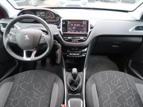 Peugeot 2008  1.5 BlueHDi 