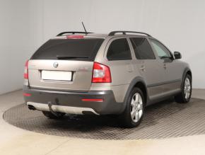 Škoda Octavia  Scout 2.0 TDI 