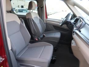 Volkswagen Multivan  1.5 TSI Life 