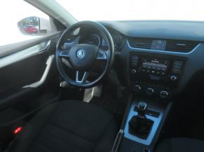 Škoda Octavia  1.6 TDI Elegance 