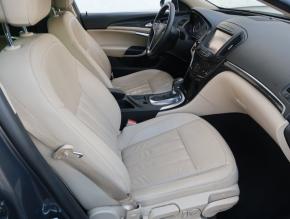 Opel Insignia  2.0 CDTI 