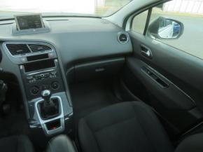 Peugeot 5008  1.6 HDi 