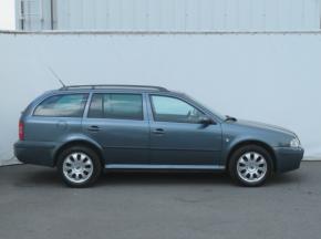 Škoda Octavia  1.6 Ambiente 