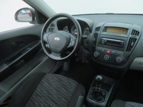 Kia Ceed  1.4 CVVT 