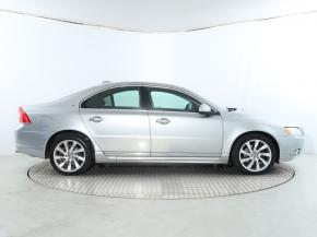 Volvo S80  2.4 D5 AWD Executive 