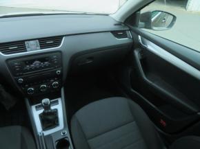 Škoda Octavia  2.0 TDI Elegance 