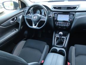 Nissan Qashqai  1.3 DIG-T 