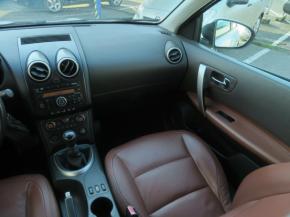 Nissan Qashqai  2.0 dCi 