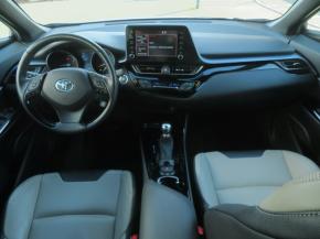 Toyota C-HR  1.8 Hybrid 