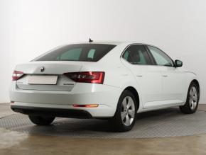 Škoda Superb  2.0 TDI 