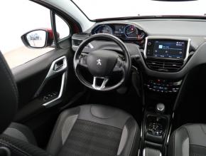 Peugeot 2008  1.2 PureTech 