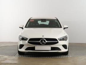 Mercedes-Benz CLA  200 