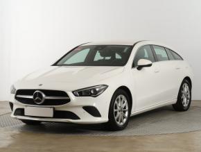 Mercedes-Benz CLA  200 