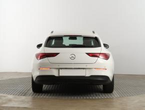 Mercedes-Benz CLA  200 