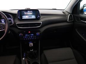 Hyundai Tucson  1.6 T-GDI Trikolor 