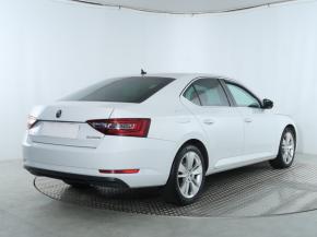 Škoda Superb  2.0 TDI 