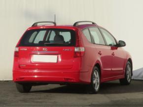 Hyundai i30  1.4 CVVT 