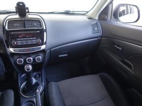 Mitsubishi ASX  1.6 MIVEC 