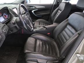 Opel Insignia  2.0 CDTI 