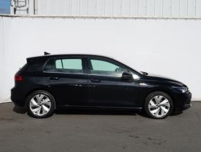 Volkswagen Golf  1.5 eTSI 