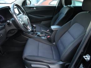 Hyundai Tucson  1.7 CRDi Trikolor 