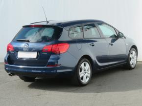 Opel Astra  1.4 T 