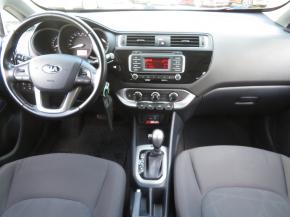 Kia Rio  1.4 CVVT 