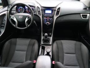 Hyundai i30  1.4 CVVT 