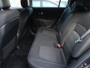 Kia Sportage  2.0 CRDi 