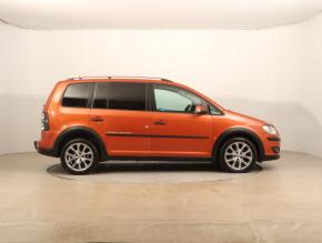 Volkswagen Touran  2.0 TDI Cross 