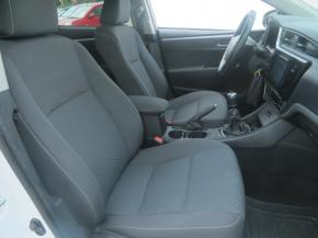 Toyota Corolla  1.6 Valvematic 