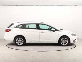 Opel Astra  1.4 T 