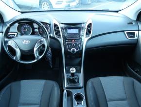 Hyundai i30  1.4 CVVT 