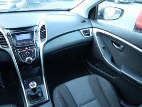 Hyundai i30  1.4 CVVT 