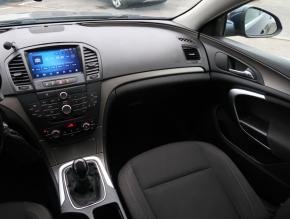 Opel Insignia  2.0 CDTI 