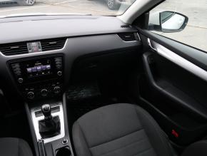 Škoda Octavia  1.4 TSI Elegance 