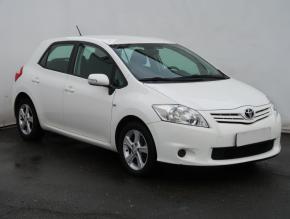 Toyota Auris  1.6 Valvematic 